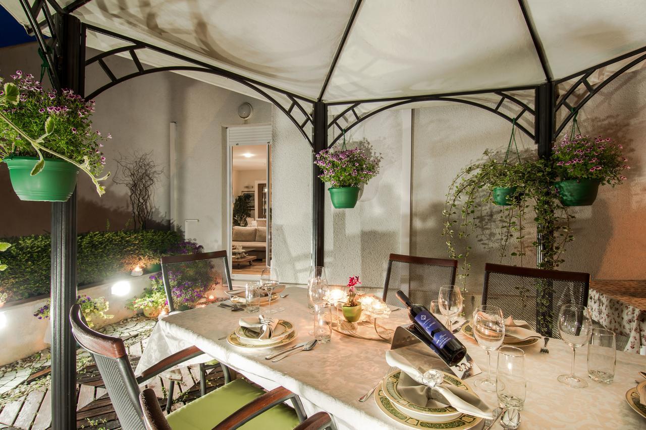 Luxury Seaside Apartment Spalato Esterno foto